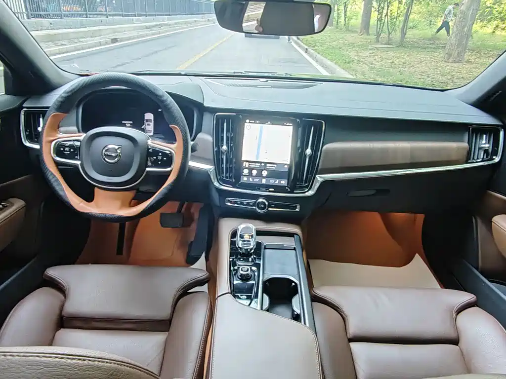 Volvo S90 2024 — фото 12