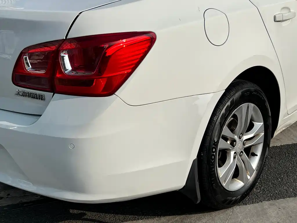 Chevrolet Cruze 2014 — фото 10