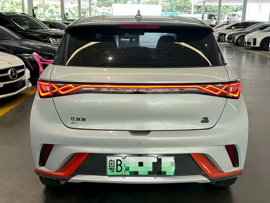 BYD Dolphin 2021 — фото 16