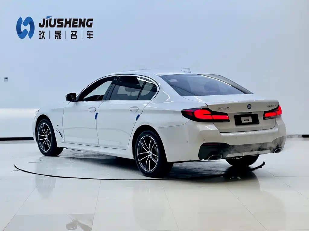 BMW 5 Series 2023