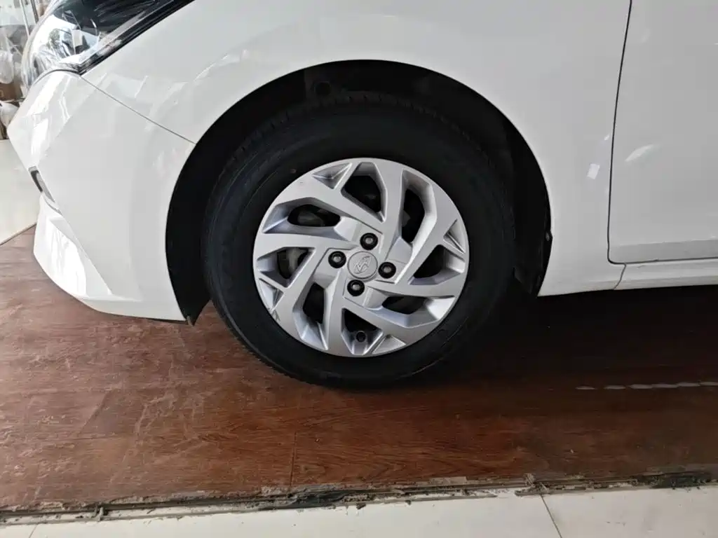 Hyundai Verna 2020 — фото 25