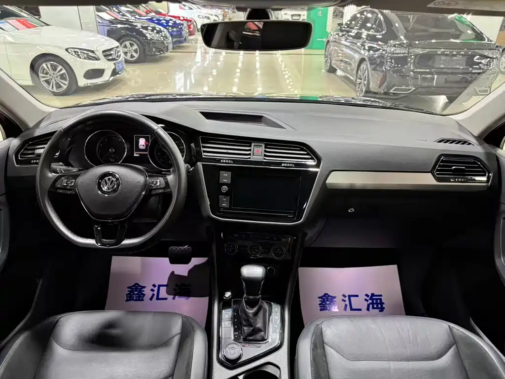 Volkswagen Tiguan L 2019 — фото 13