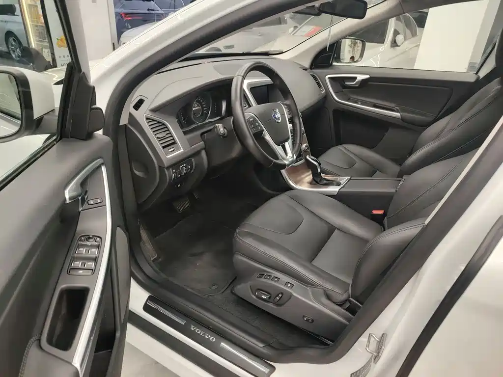 Volvo XC60 2017