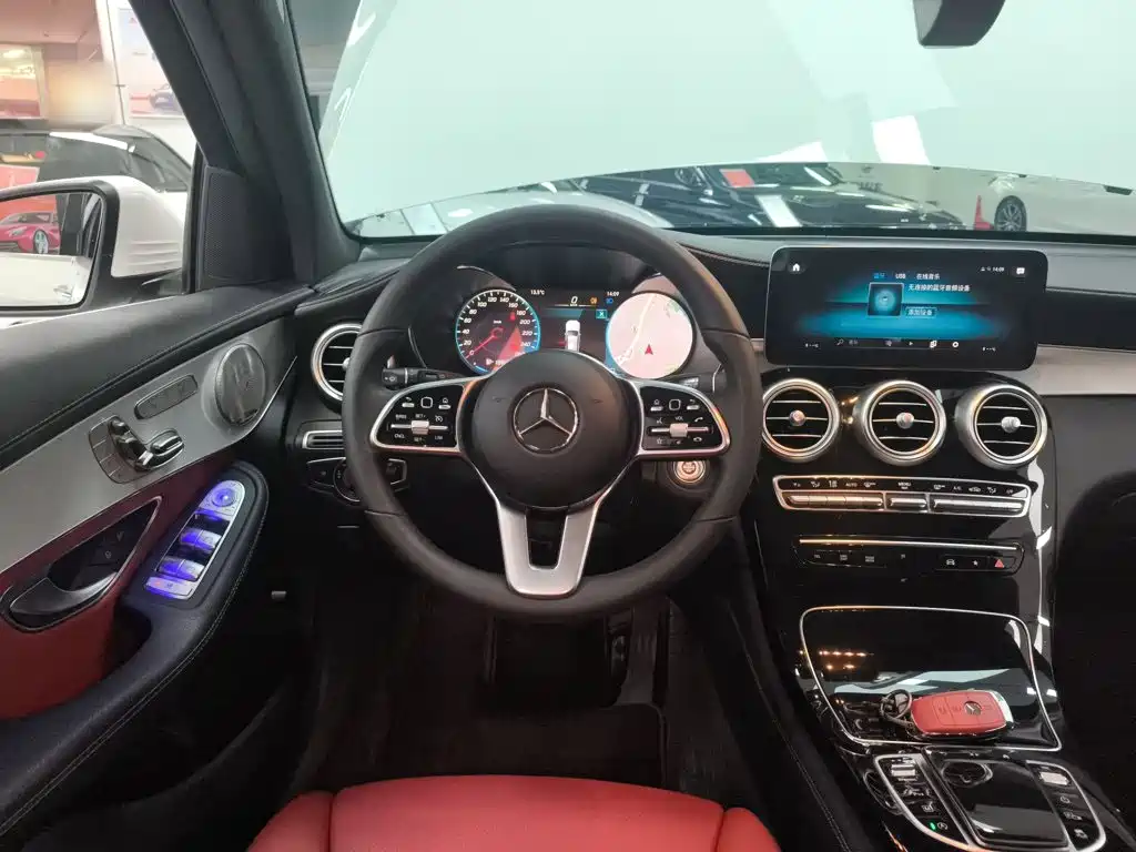 Mercedes-Benz GLC 2020 — фото 11