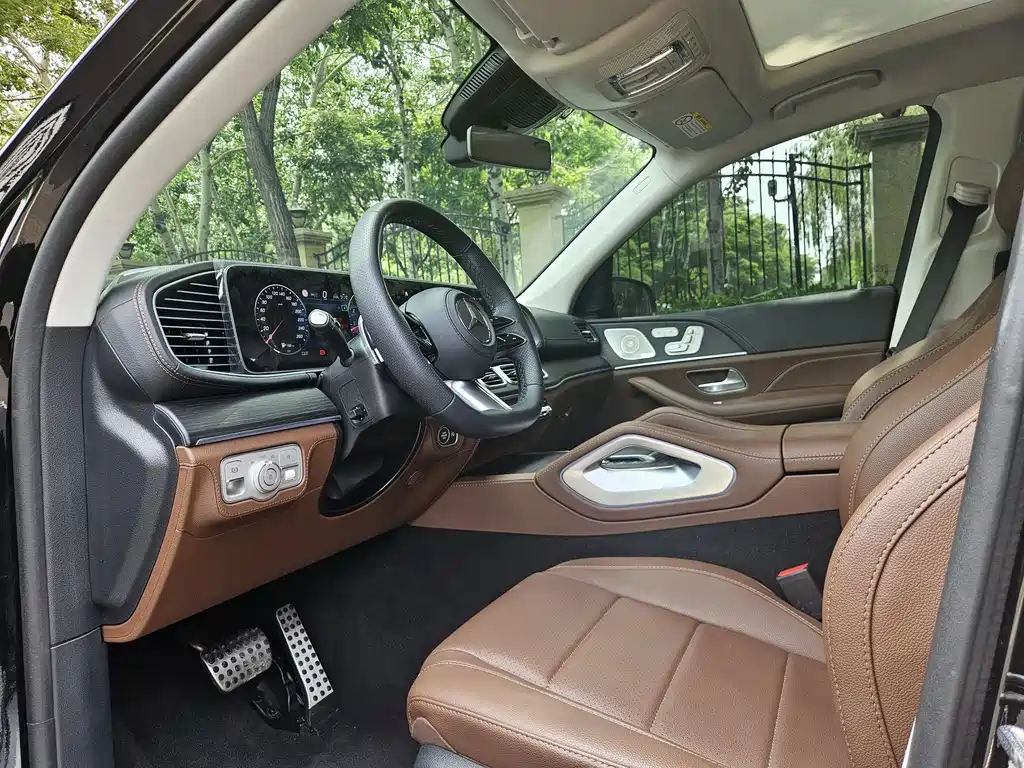 Mercedes-Benz GLS 2025 — фото 6