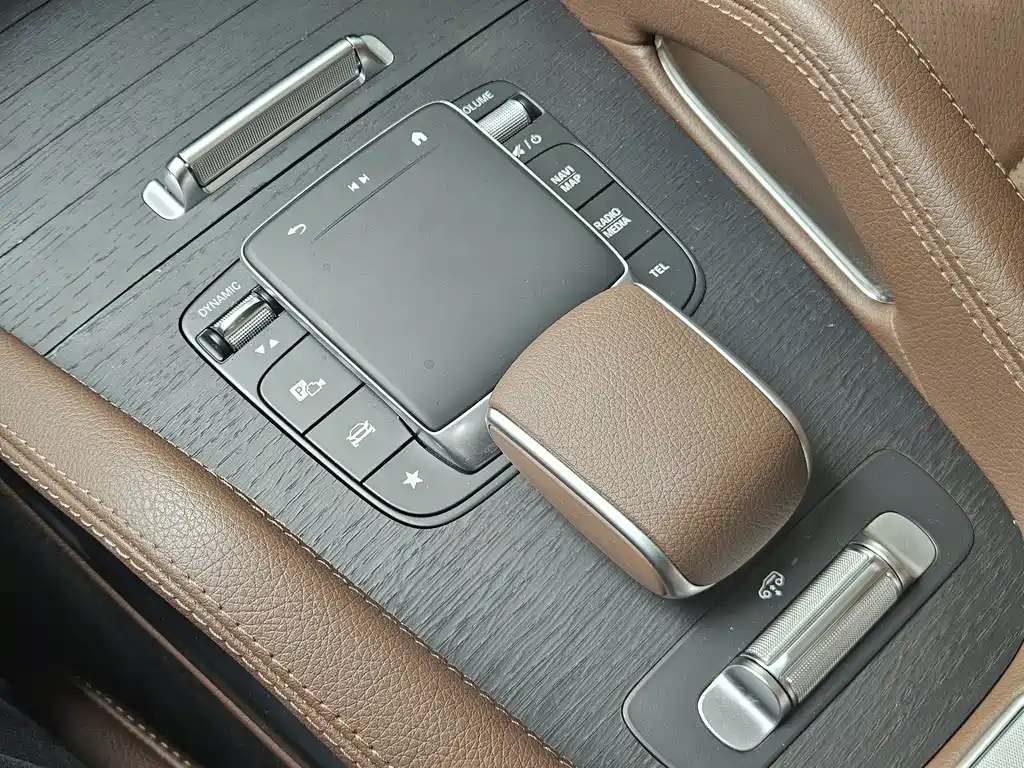 Mercedes-Benz GLS 2025 — фото 18