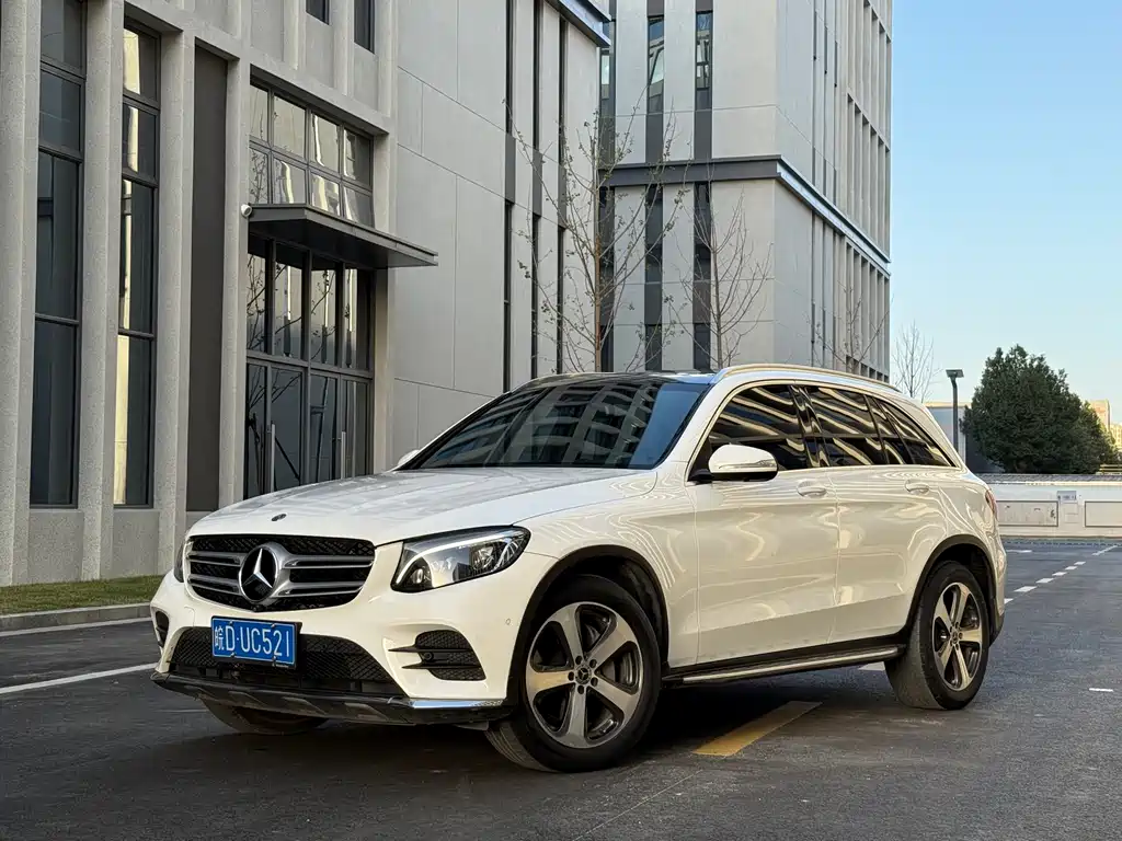 Mercedes-Benz GLC 2017 — фото 1