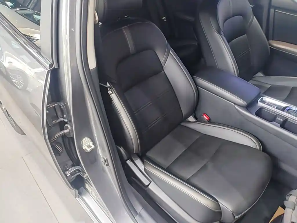 Nissan Sylphy 2023 — фото 25