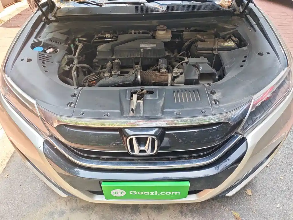 Honda UR-V 2017 — фото 11