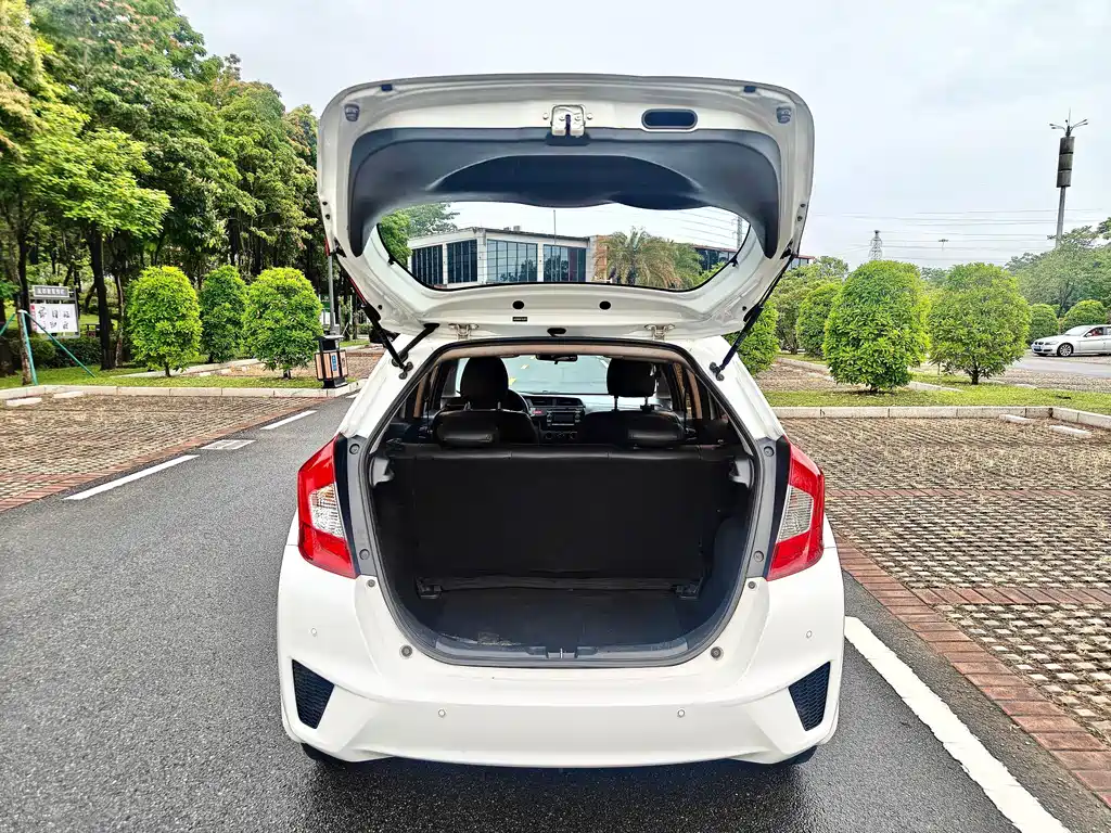 Honda Fit 2014 — фото 9