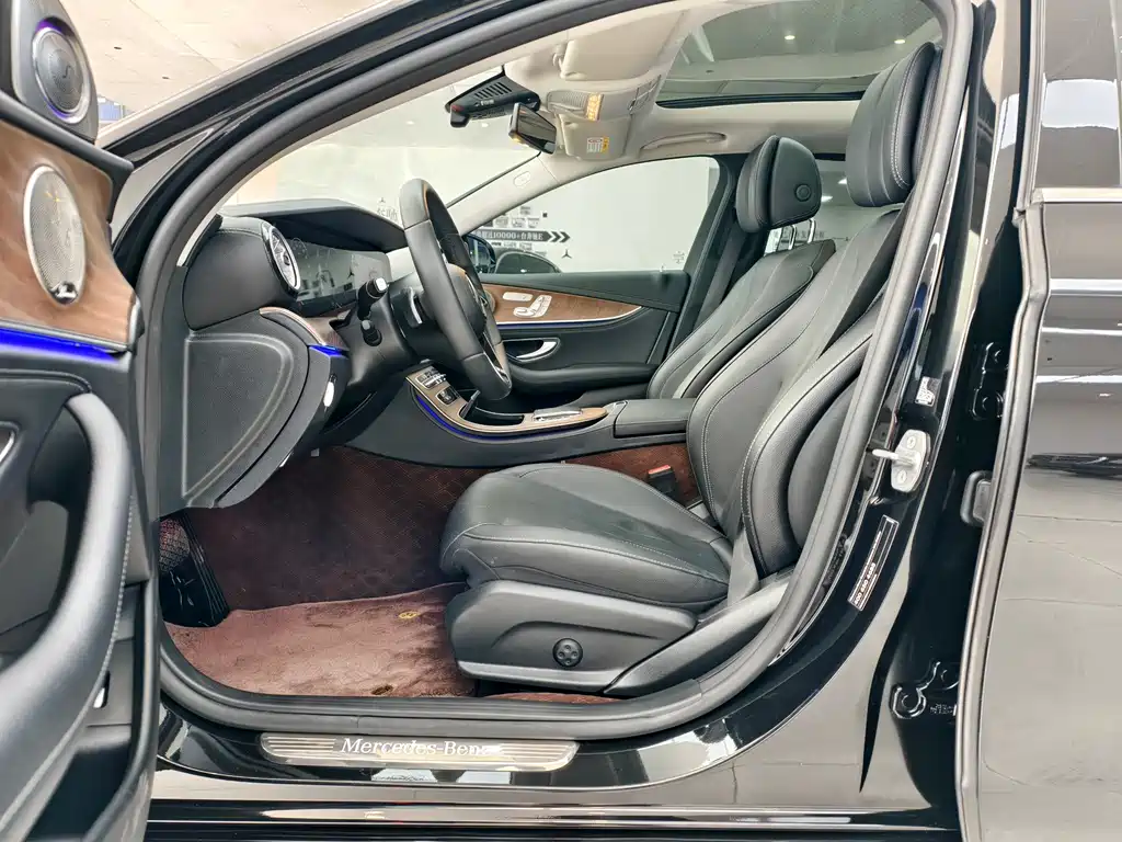 Mercedes-Benz E-Class 2021