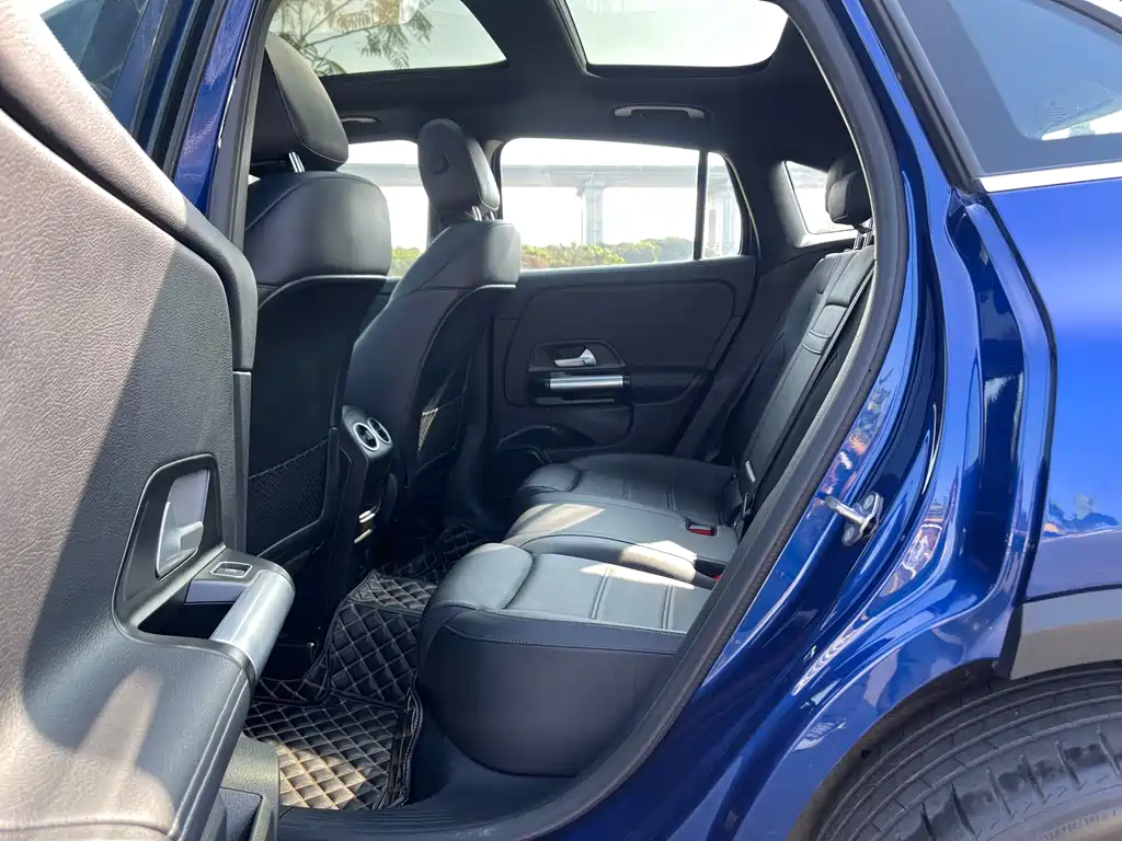 Mercedes-Benz GLA 2023 — фото 27