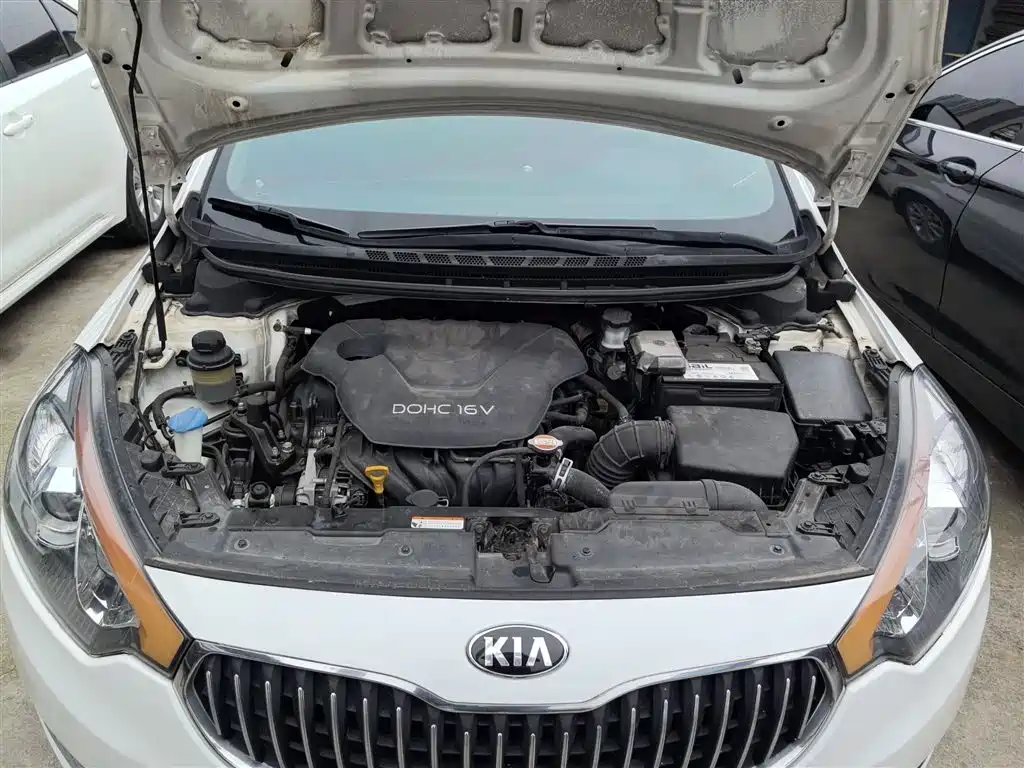 Kia K3 2015 — фото 16