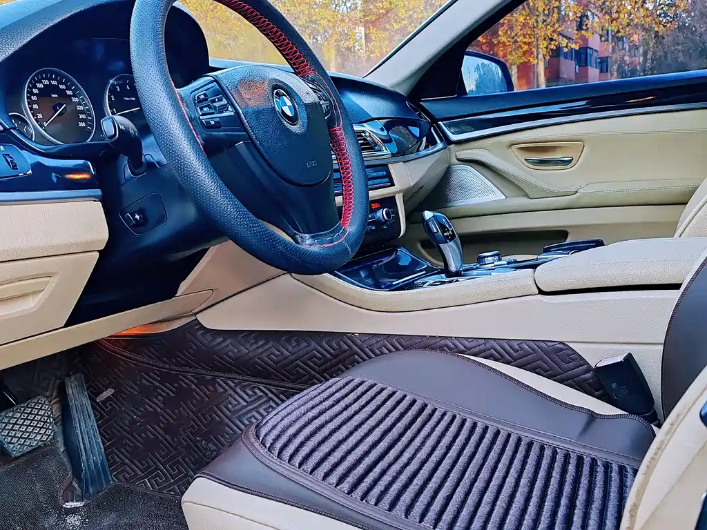 BMW 5 Series 2013 — фото 14