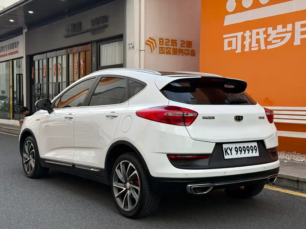 Geely Emgrand GS 2018