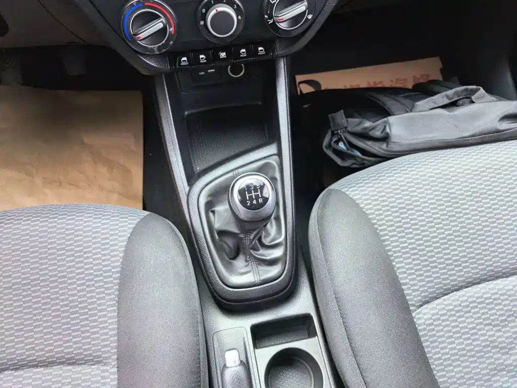 Hyundai Verna 2018 — фото 14