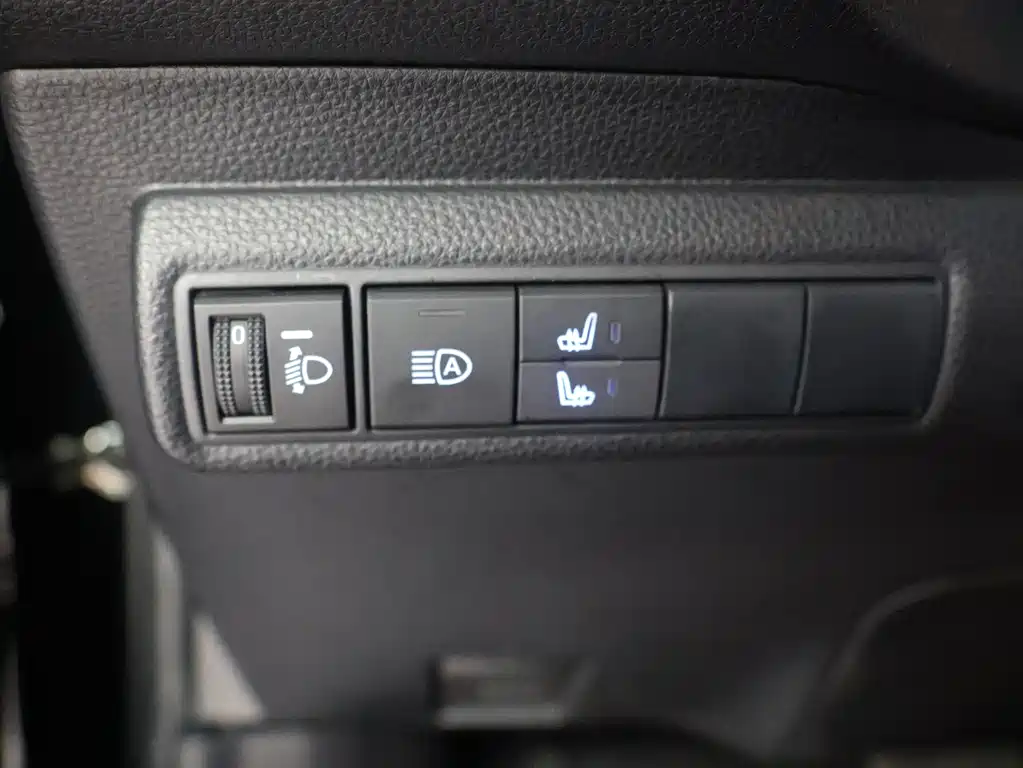 Toyota Levin 2023 — фото 11