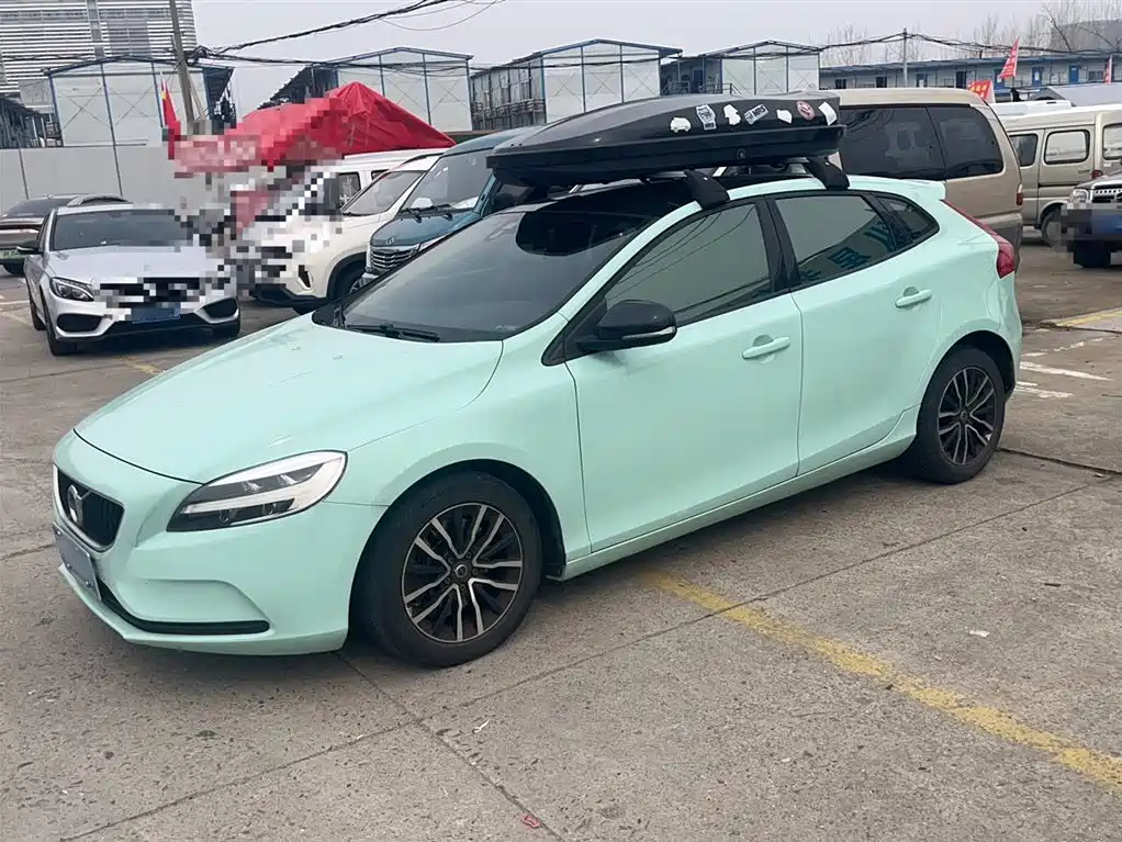 Volvo V40 2018 — фото 21