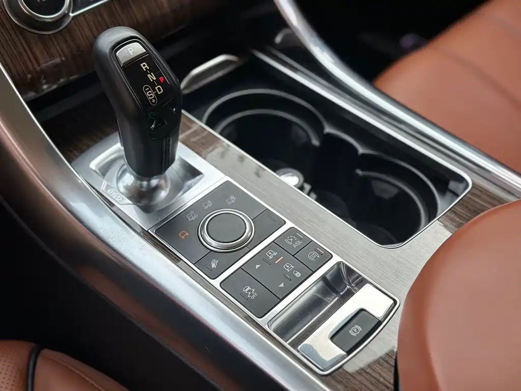 Land Rover Range Rover Sport 2013 — фото 20
