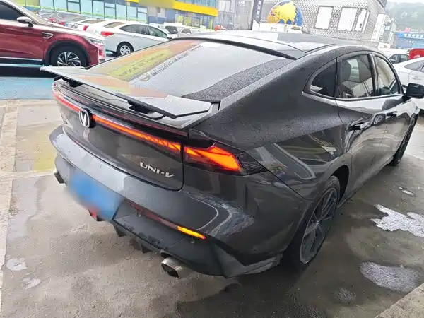 Changan UNI-V 2023