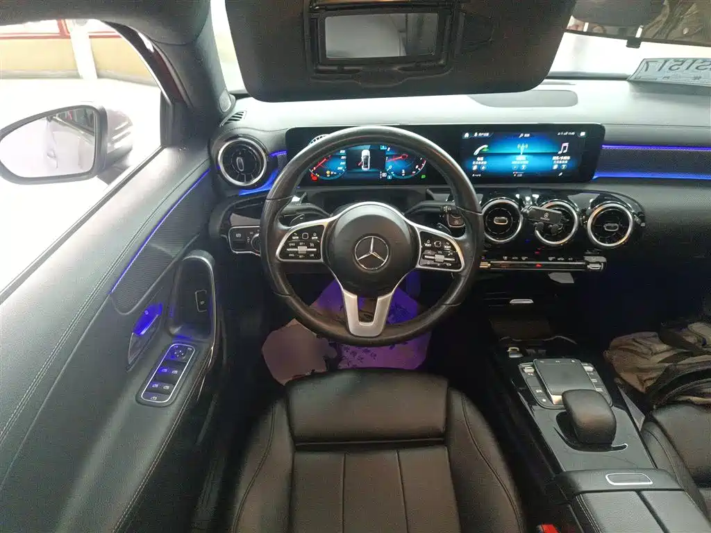 Mercedes-Benz A-Class 2021 — фото 3