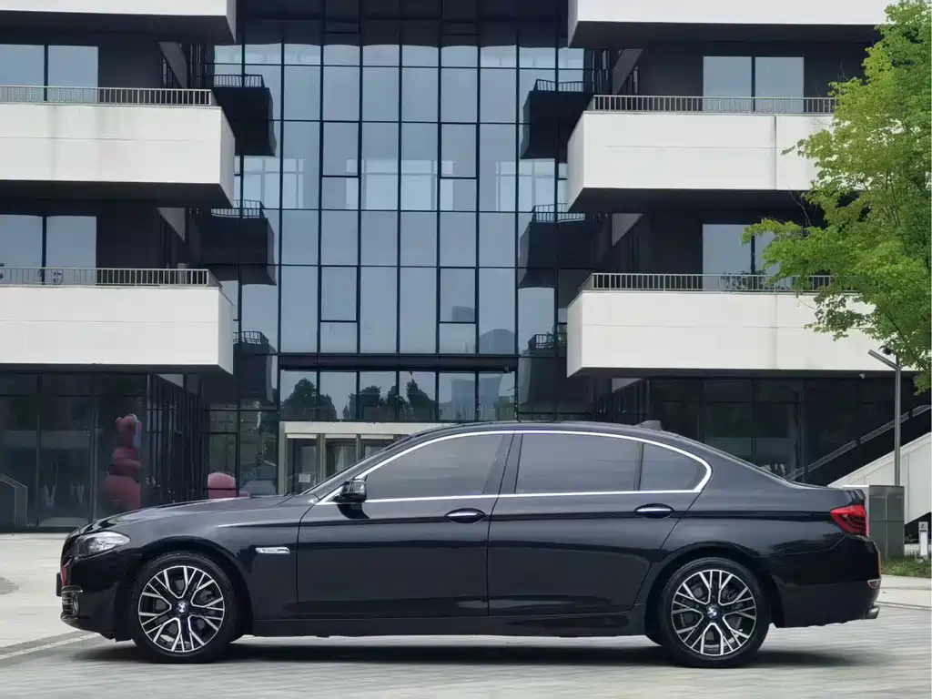 BMW 5 Series 2016