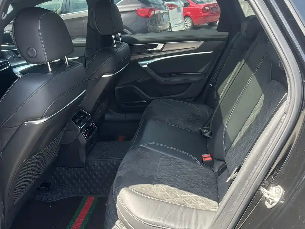 Audi A6L 2021