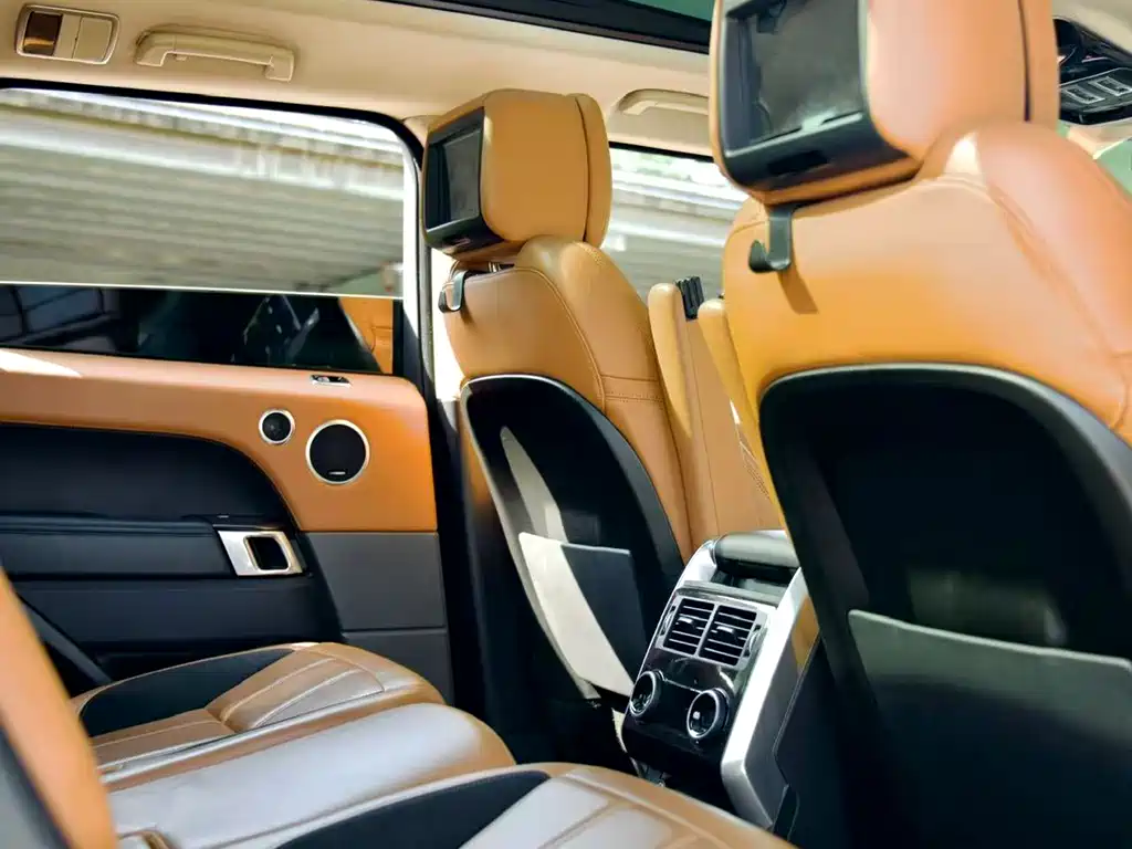 Land Rover Sport 2019 — фото 12