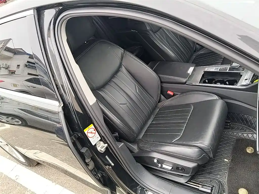 Audi A6L 2023 — фото 25