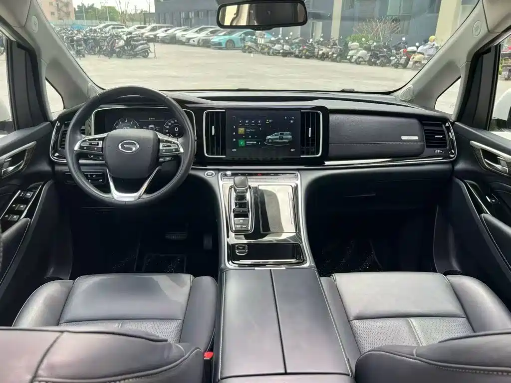 GAC Trumpchi M8 2021 — фото 16