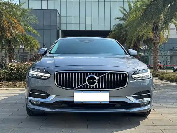 Volvo S90 2018