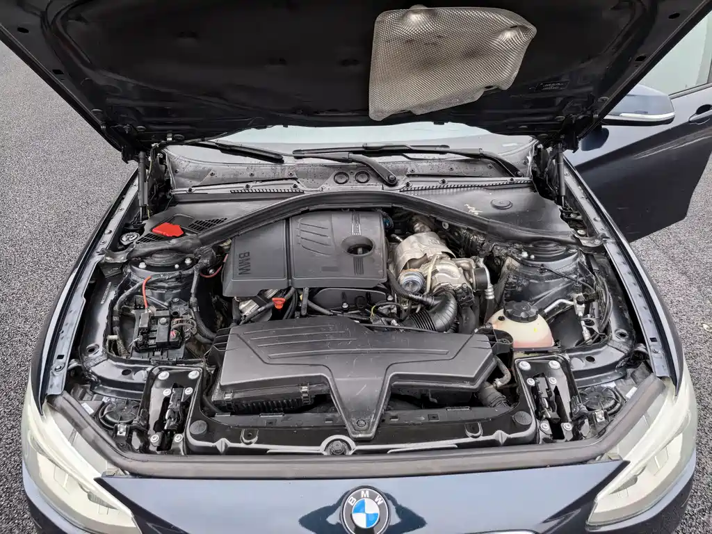 BMW 1 Series 2012 — фото 18