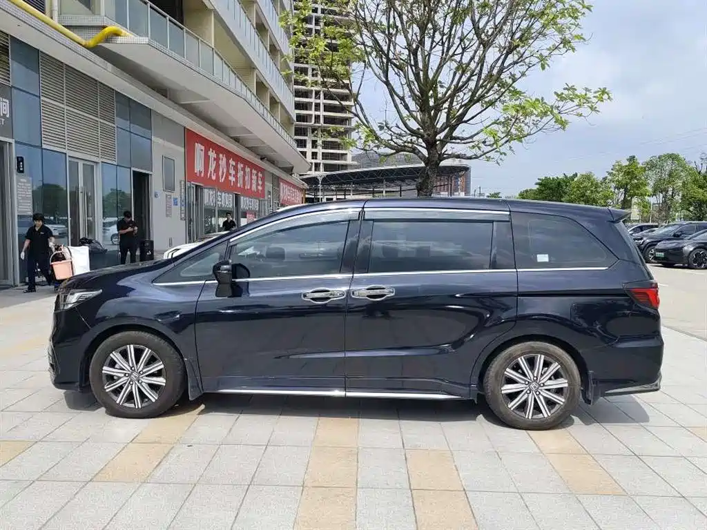 Honda Odyssey 2023 — фото 3