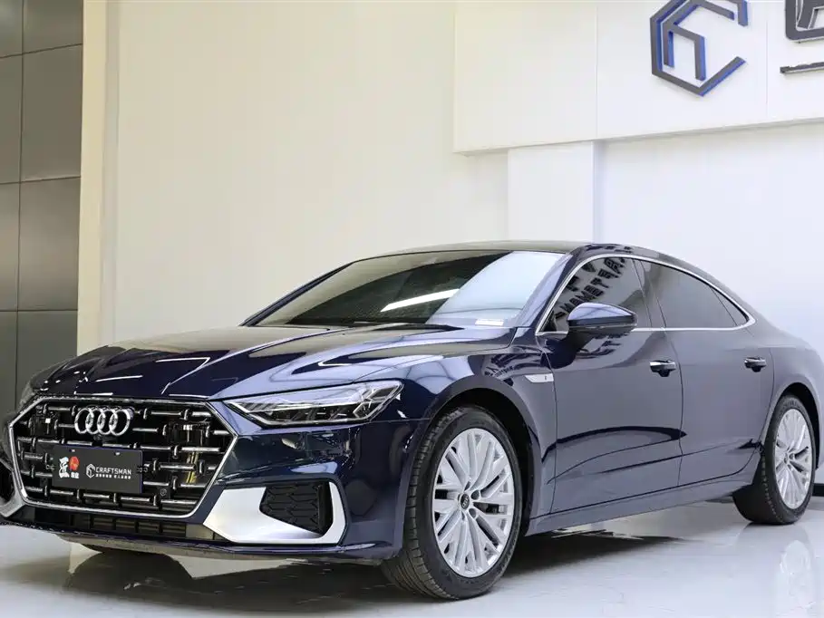 Audi A7L 2023 — фото 19