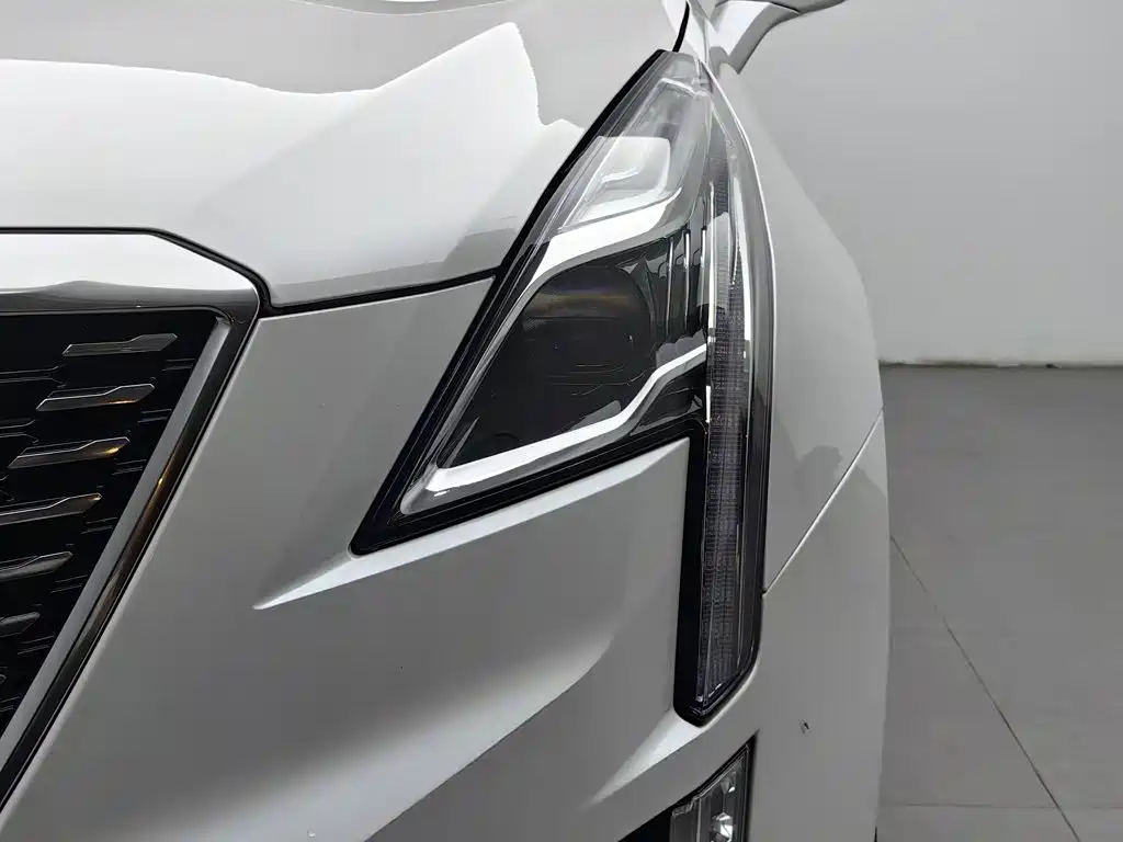 Cadillac XT5 2019 — фото 7