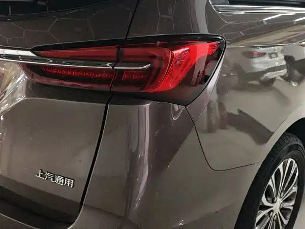 Buick GL8 2023