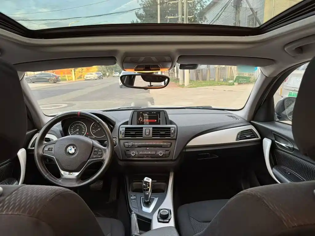 BMW 1 Series 2014 — фото 12