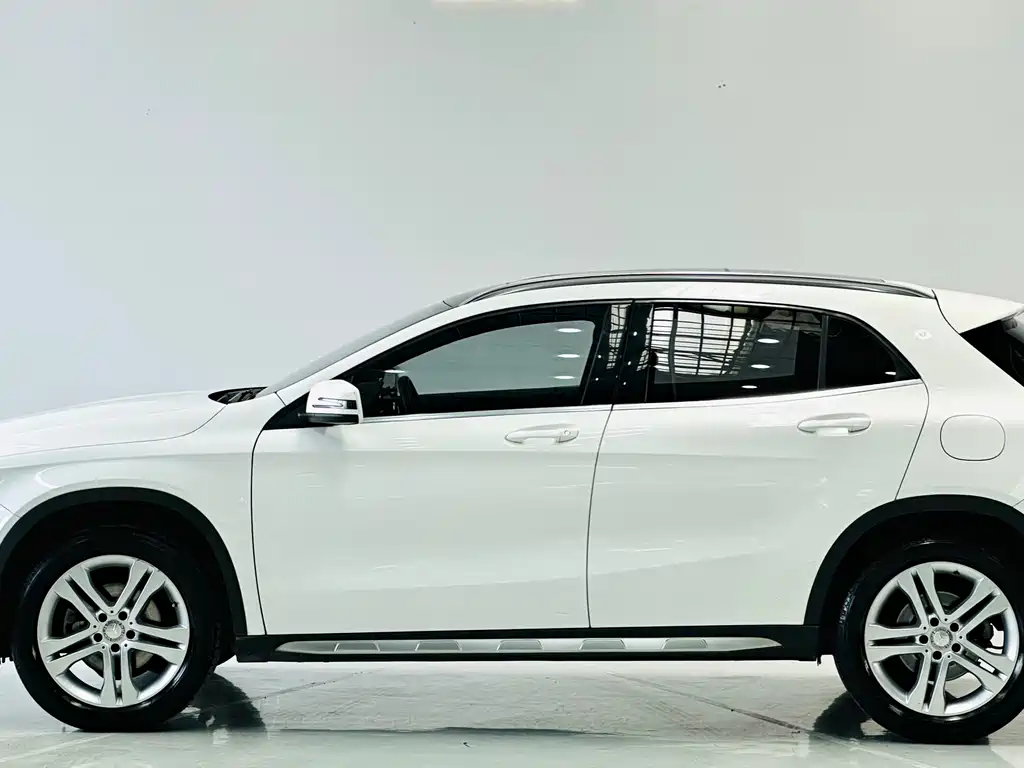 Mercedes-Benz GLA 2017 — фото 7
