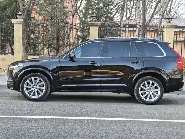 Volvo XC90 2015