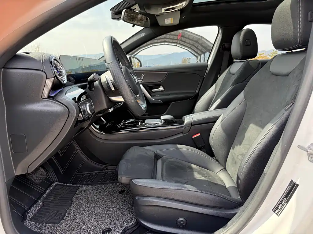 Mercedes-Benz A-Class 2021 — фото 23