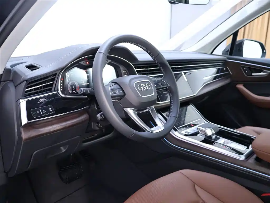 Audi Q7 2026 — фото 11