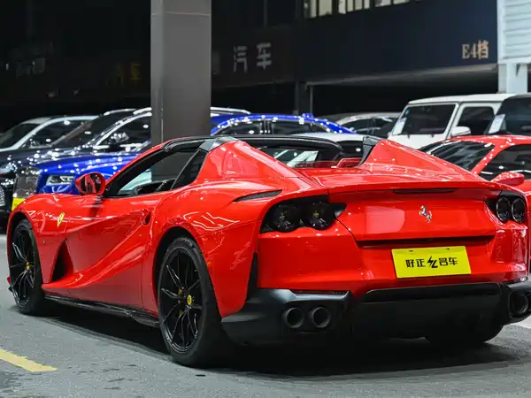 Ferrari 812 2020