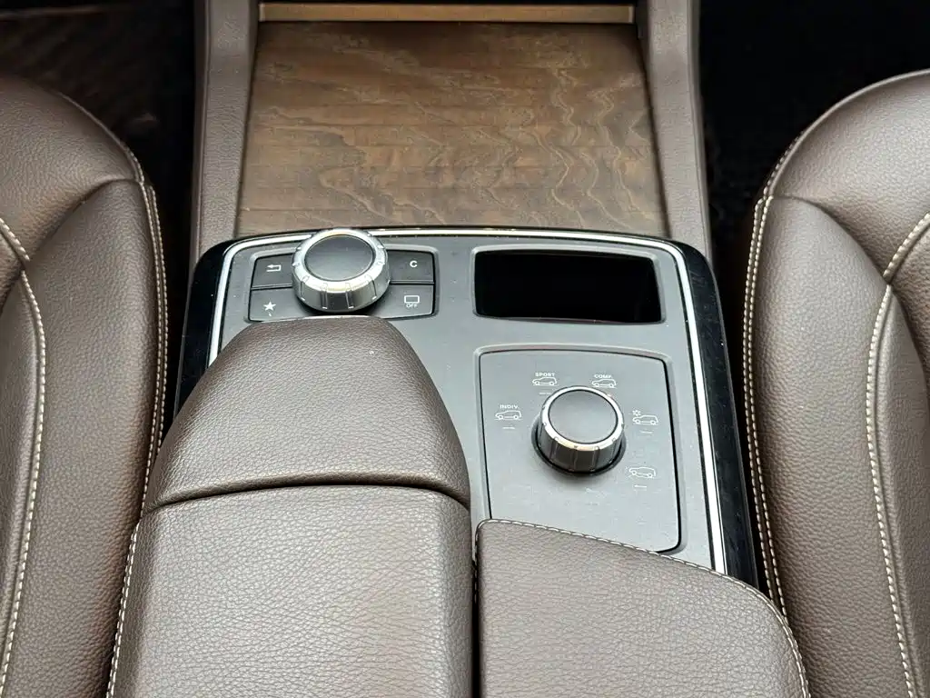 Mercedes-Benz GLE 2018 — фото 18