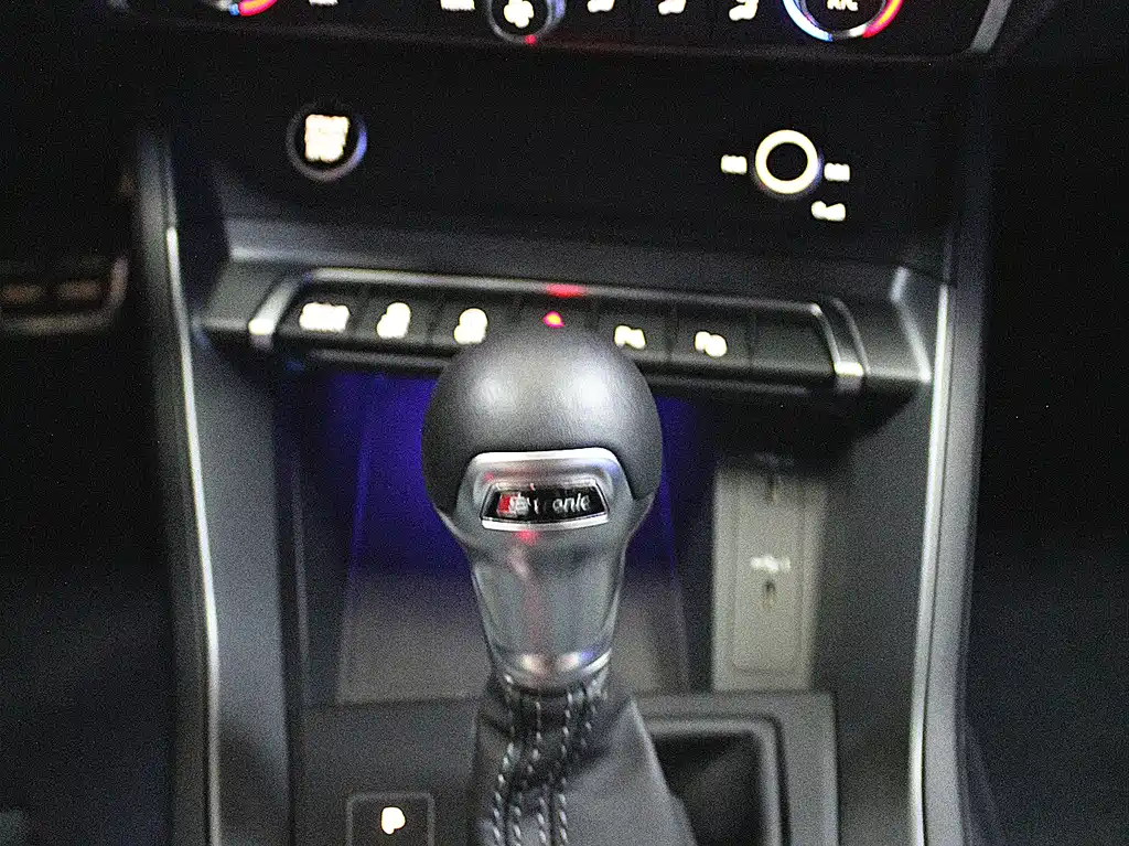 Audi Q3 2025 — фото 11