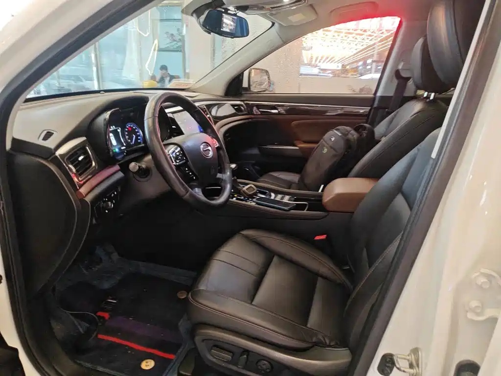 GAC Trumpchi GS8 2019 — фото 14