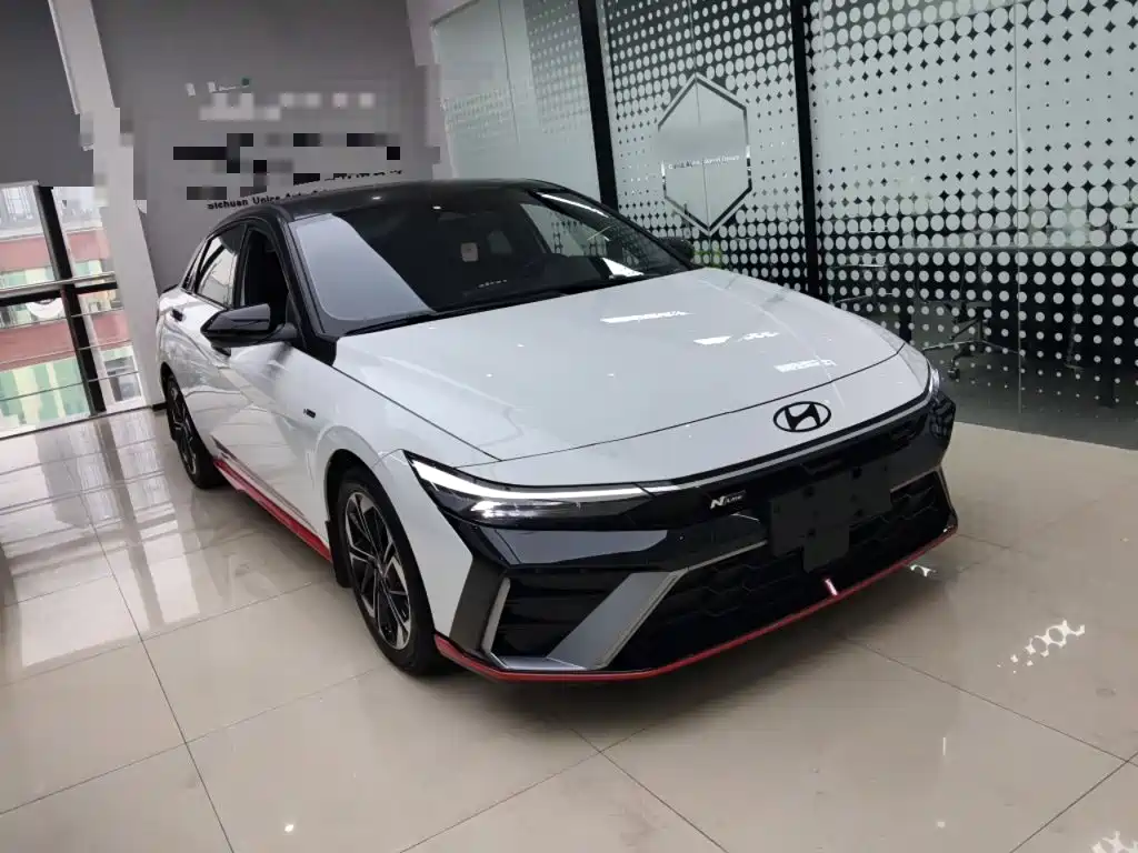 Hyundai Elantra 2025 — фото 22