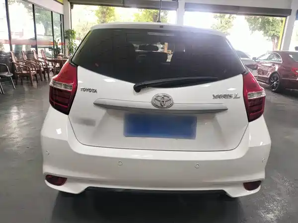 Toyota Yaris L 2019