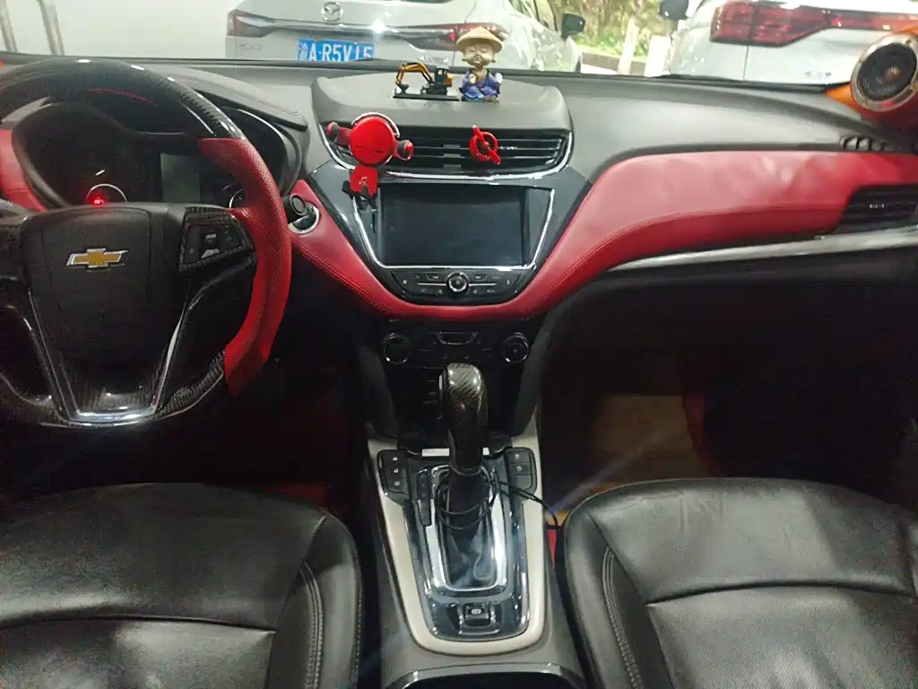 Chevrolet Malibu 2018 — фото 13