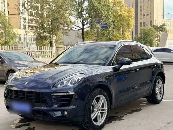 Porsche Macan 2014