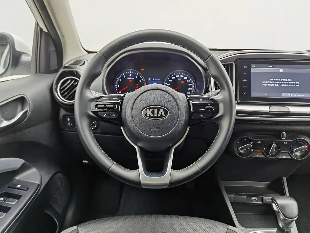 Kia KX1 2020 — фото 11